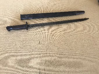 Antique Pre 1ww British bayonet and sccabard 