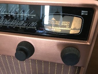Antique Art Deco 1920’s Radio 