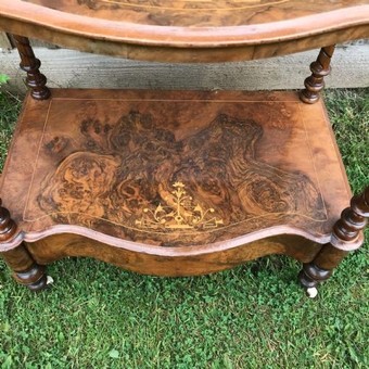 Antique The best quality Victorian burred walnut whatnot