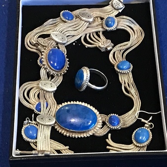 Antique Irish Silver, lady’s Celtic set of jewellery 