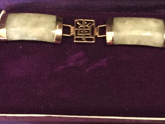 Antique Jade lady’s Victorian bracelet 9ct gold mounted absolutely beautiful 