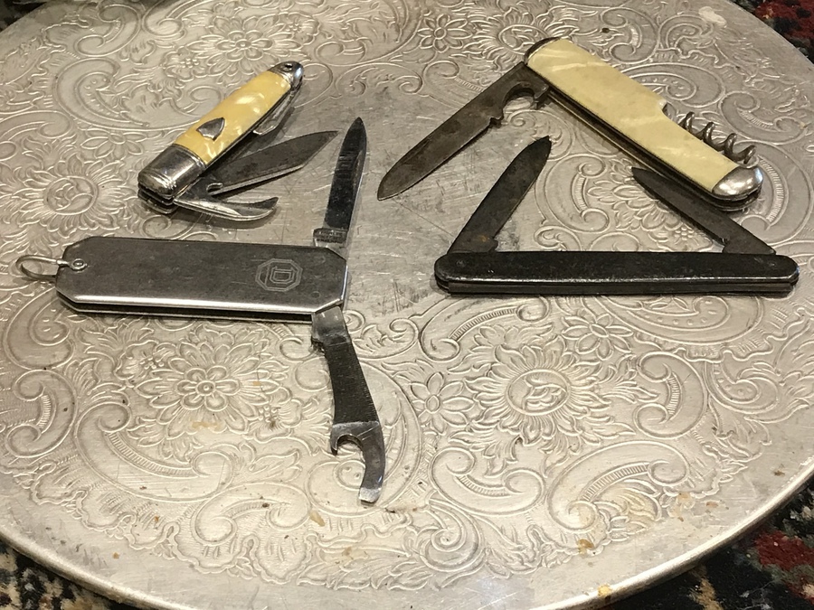 Antique Pocket knives four in total