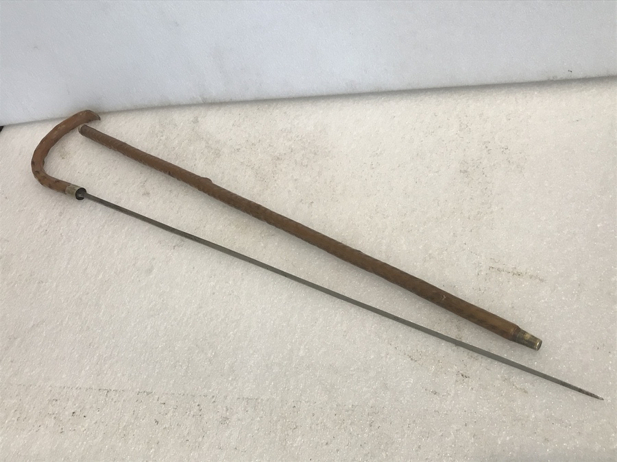 Antique Gentleman’s country style walking cane/sword stick 