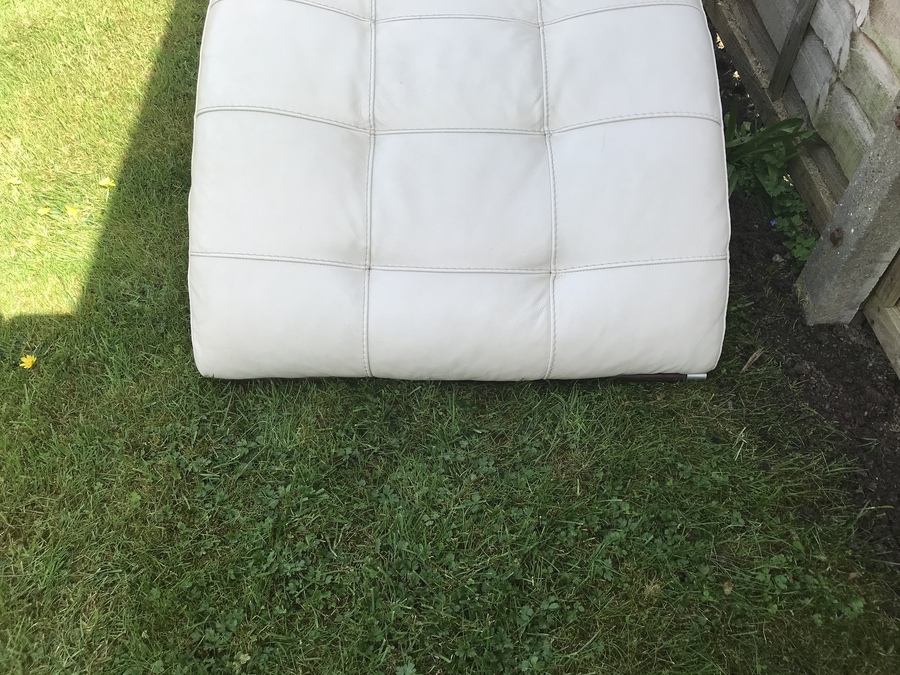 Antique Italian Styled Chaise Longue in White leather circa 1960’s 