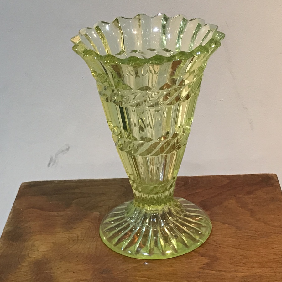 Victorian Vaseline vase glass