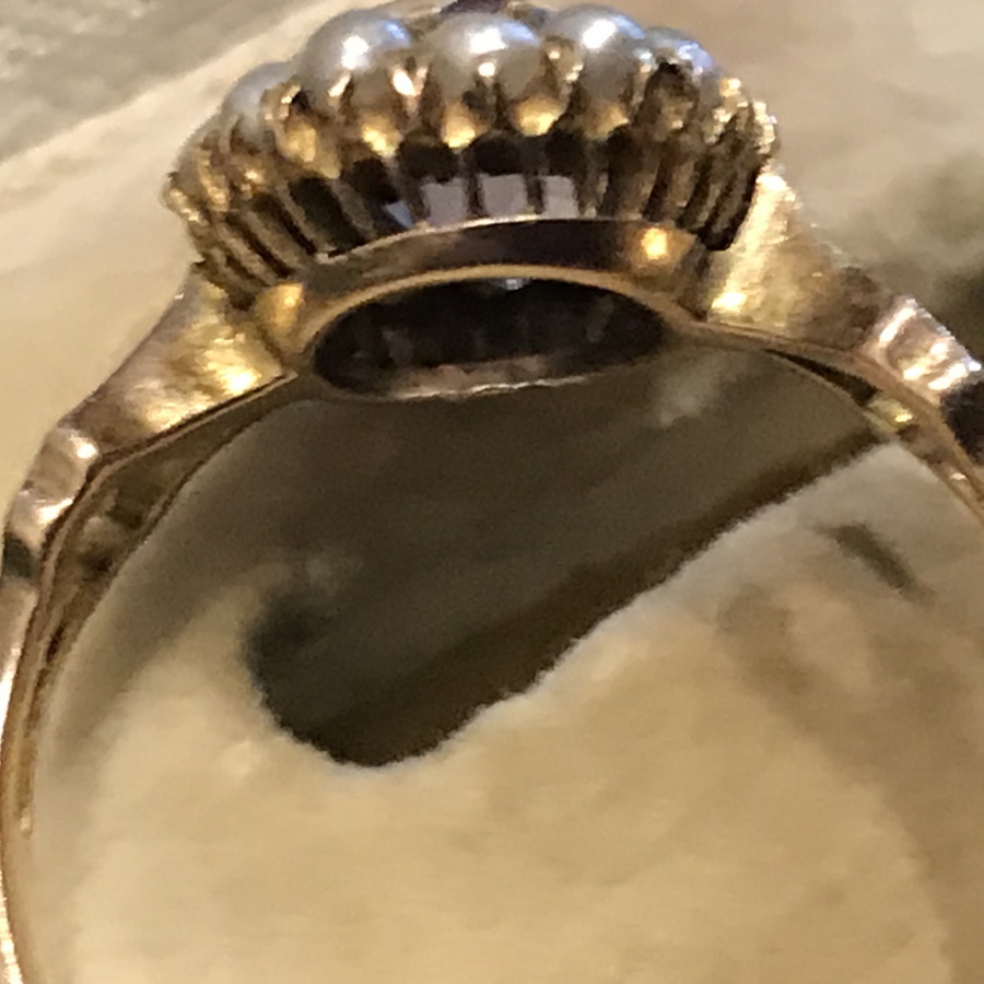 Antique Aquamarine with pearls gold ladies ring