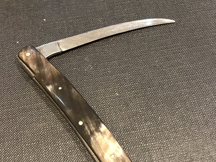 Antique Surgeons knife stunning