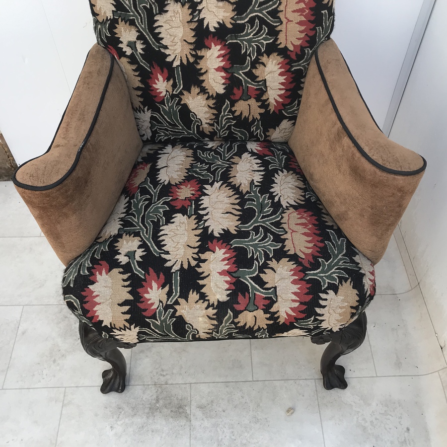 Antique Superb armchair of distinction 