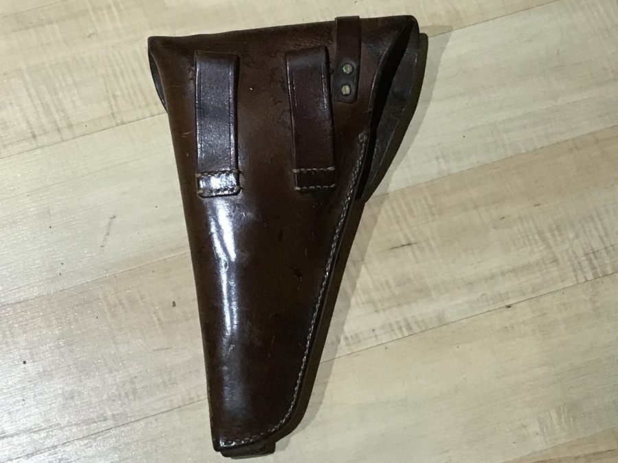 Antique 2WW  Leather holster American ?
