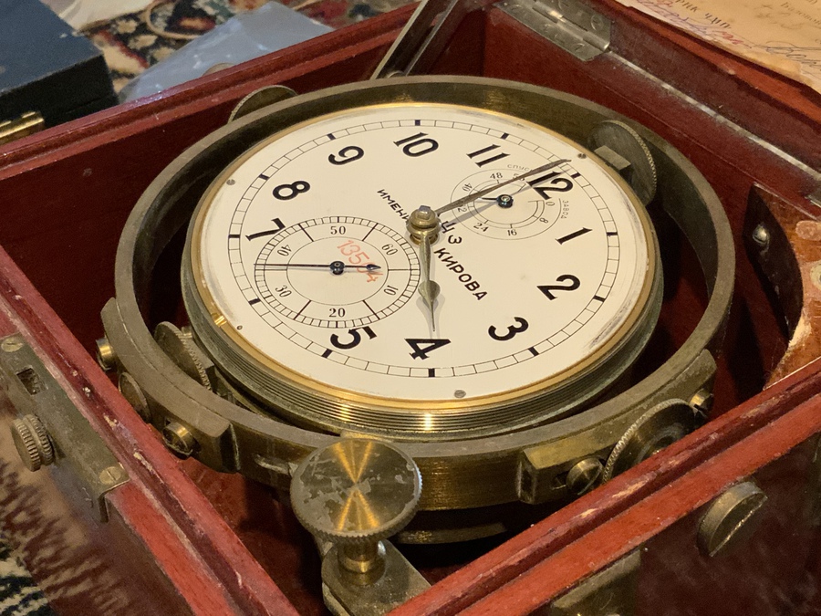 Antique Ships Chronometer mahogany cased 