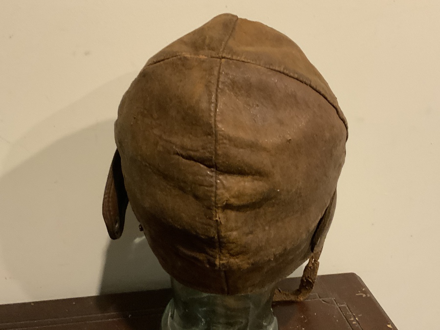 Antique IWW pilots helmet and goggle