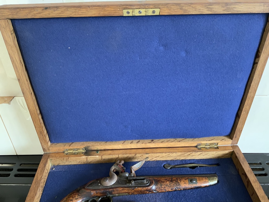 Antique Flintlocks Pair of boxed Naval  pistols 