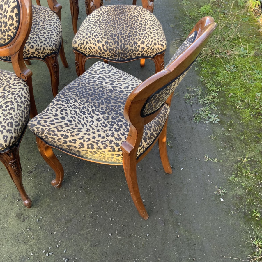 Antique Six quality dining chairs mid Victorian Walnut 