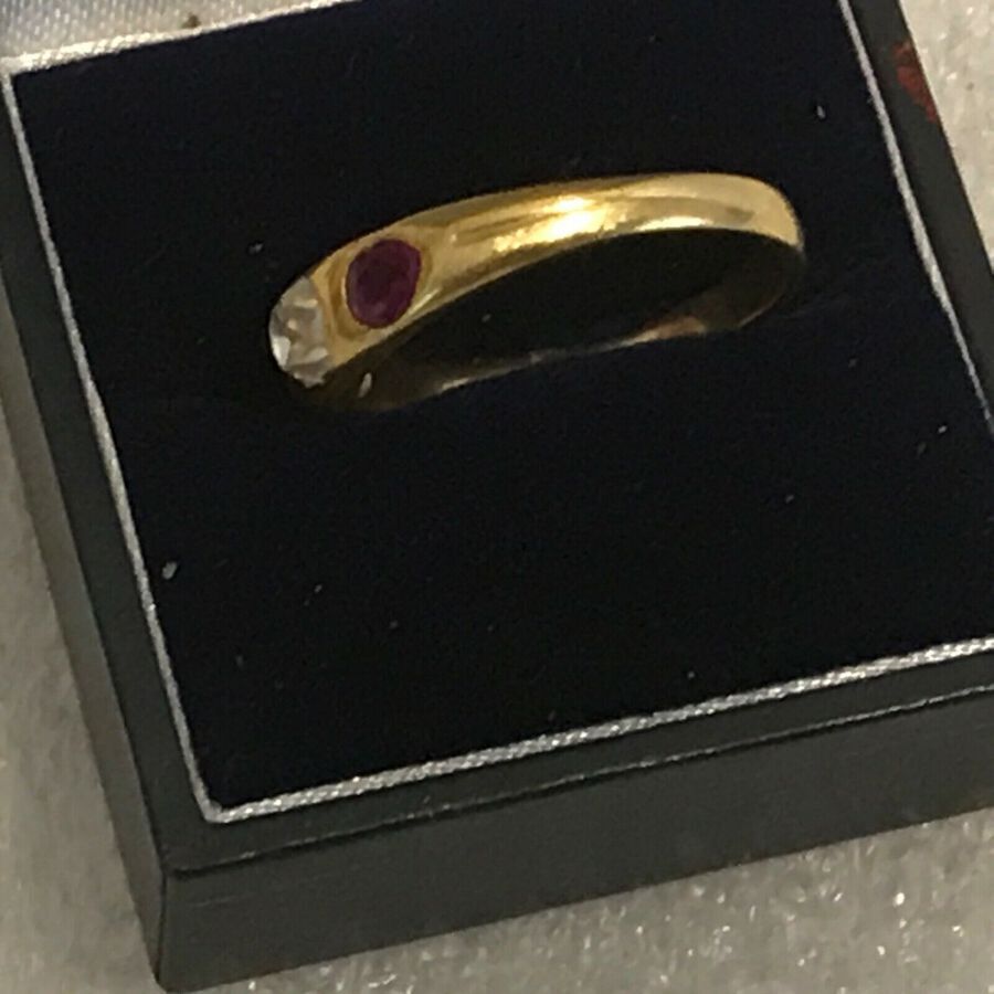 Antique Man’s Diamond with rubies ring set in Indian 24 KT Gold sized U