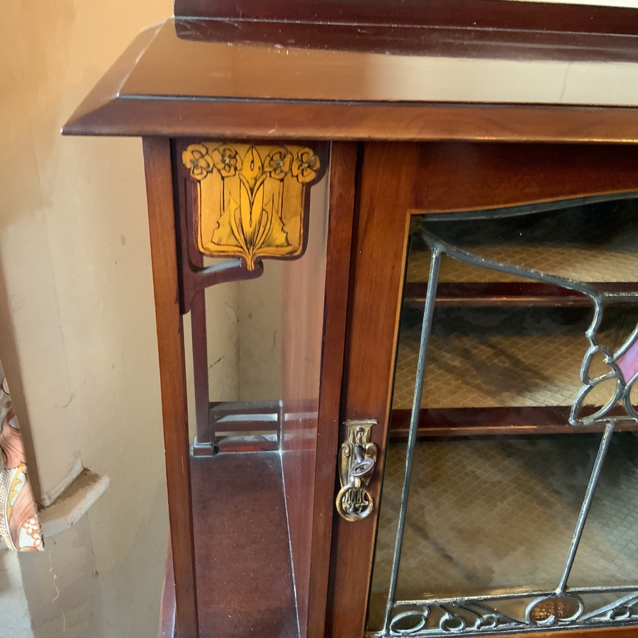 Antique Stunning Art Nouveau display cabinet