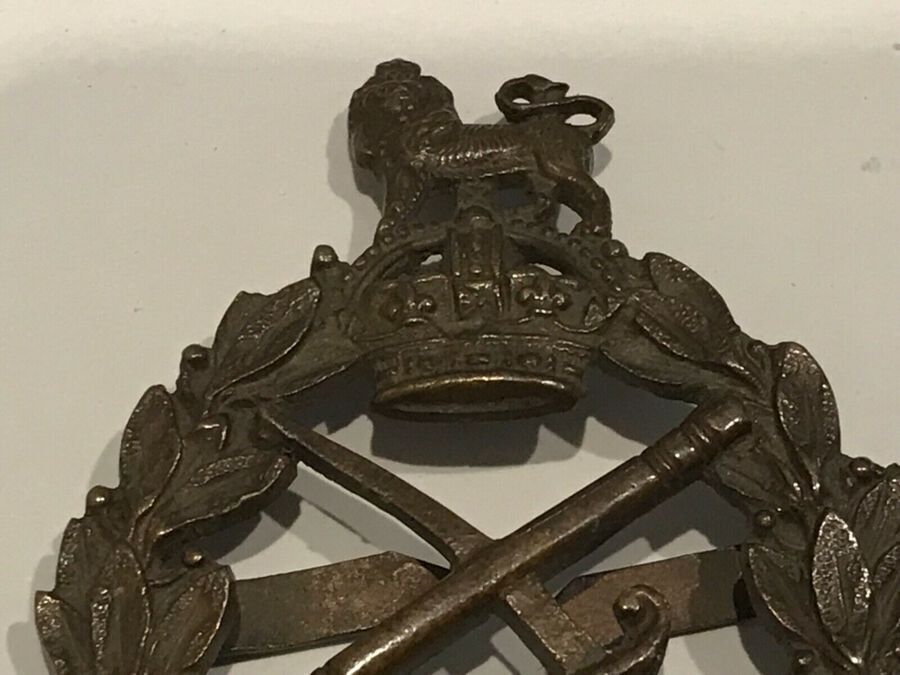 Antique British army Colonels 1WW cap badge