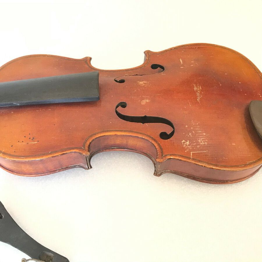 Antique Nicolas Amatus Fecit in Cromona 1655 labelled Violin