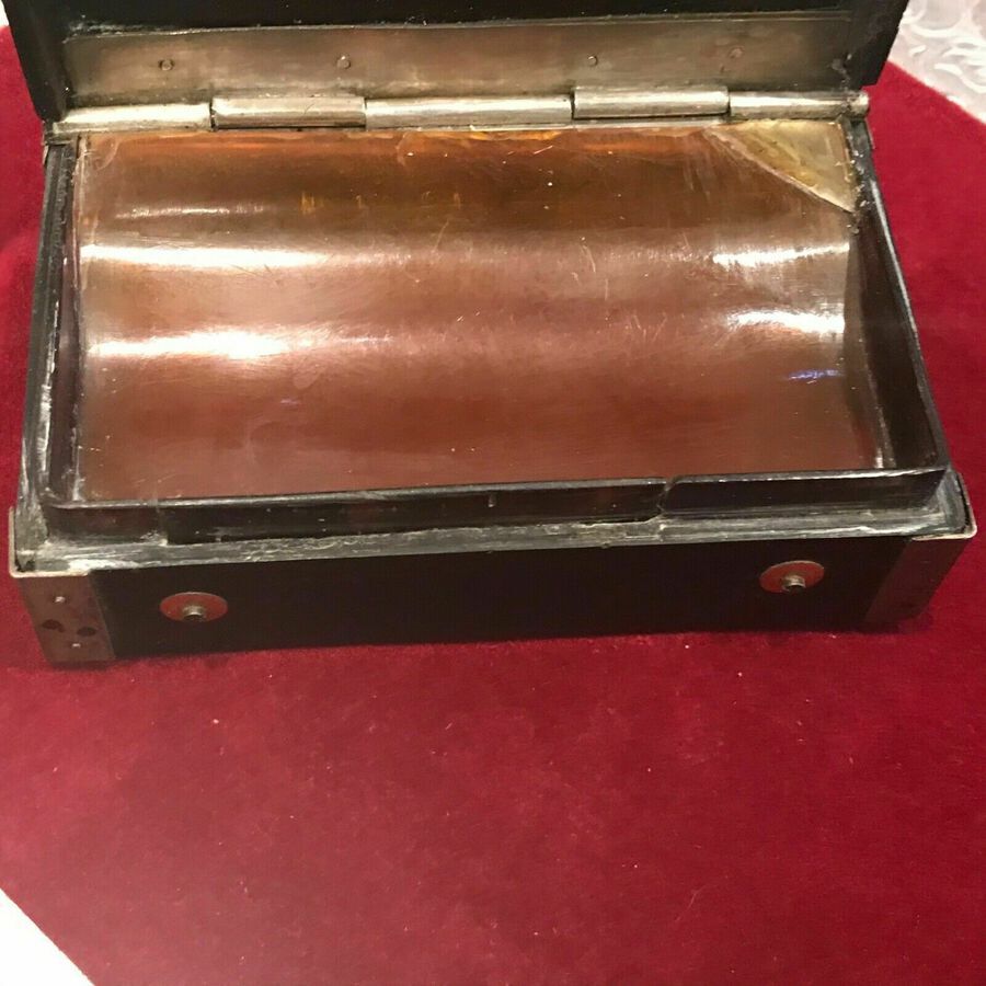 Antique Musical snuff box Victorian
