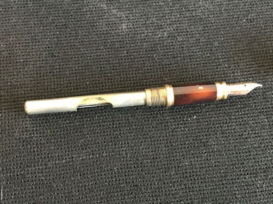 Antique Vintage Waterman pen 18Ct nib
