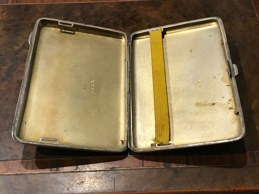 Antique Cigarette case, solid silver London retailer