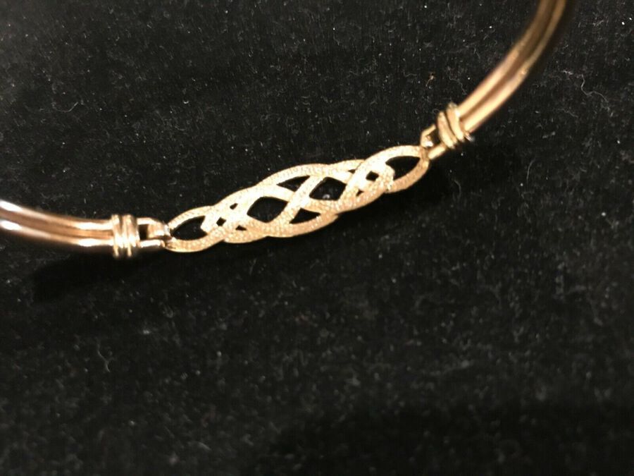 Antique Lady’s 9CT gold Celtic bangle