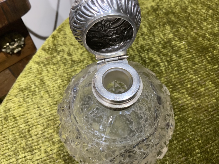 Antique Silver topped cut glass cent bottle