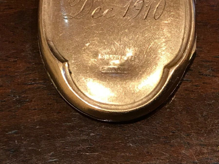 Antique Edwardian solid gold 9ct locket