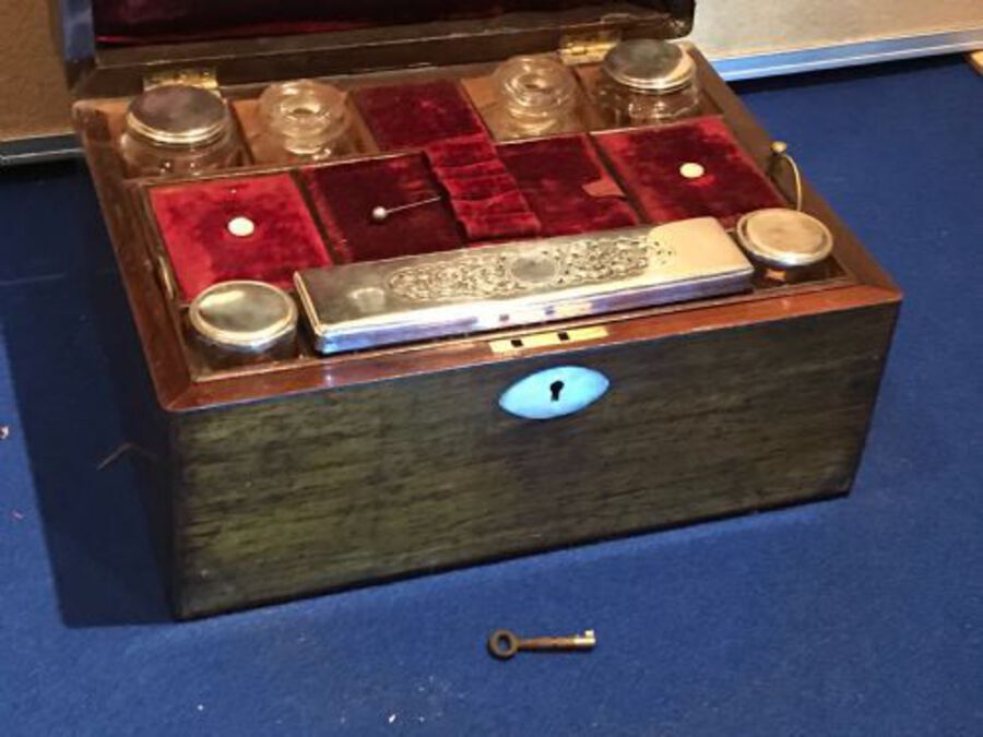 Antique Victorian lady’s rosewood vanity box