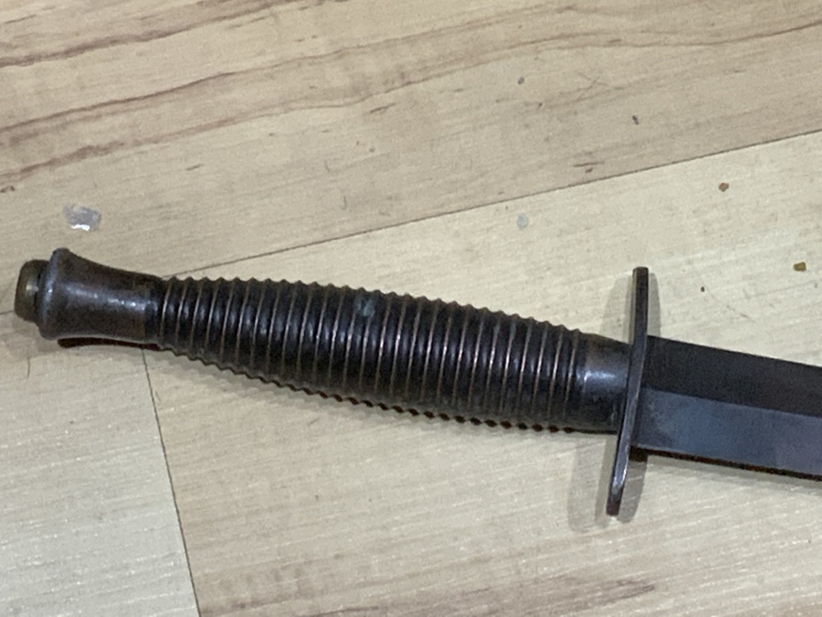 Antique Commando dagger and leather scabbard William Rogers Sheffield 2WW