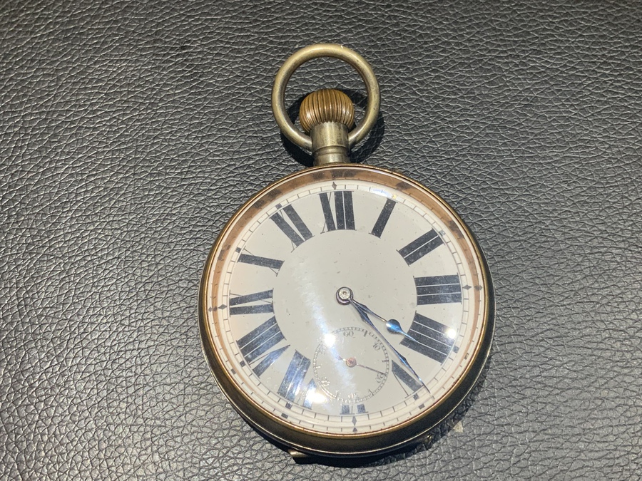 old fashioned pocket watch