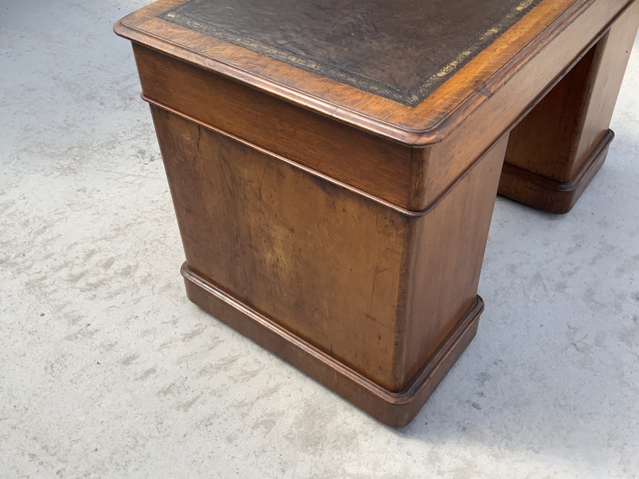 Antique Victorian Golden Oak Pedestal 3 sections Desk 