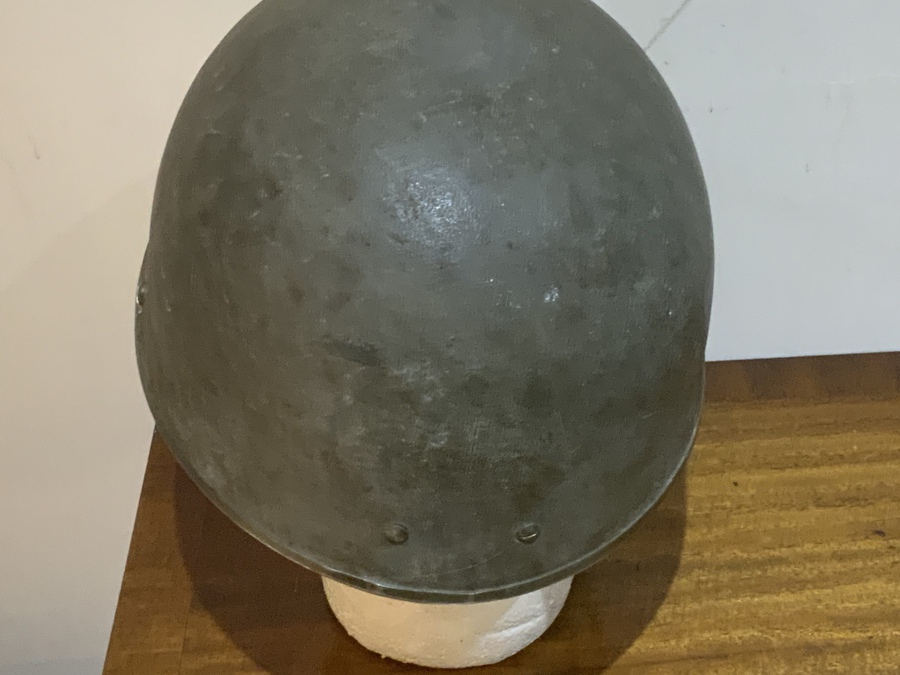 Antique British paratroopers helmet 1943 antimagnetic 