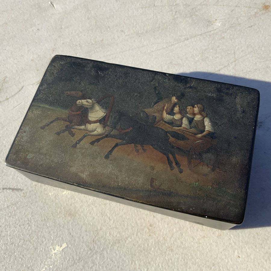 Antique Russian painted tabletops Snuff Box