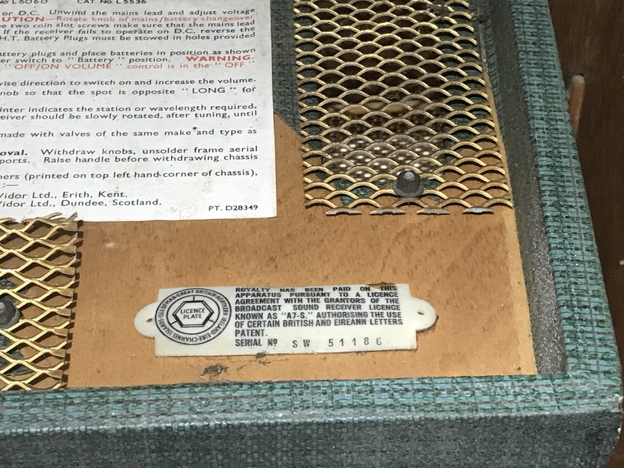 Antique 50’s portable valve radio 