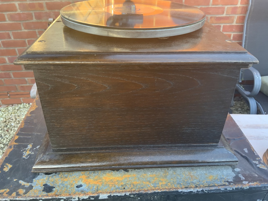 Antique HMV WOOD HORNED GRAMOPHONE 