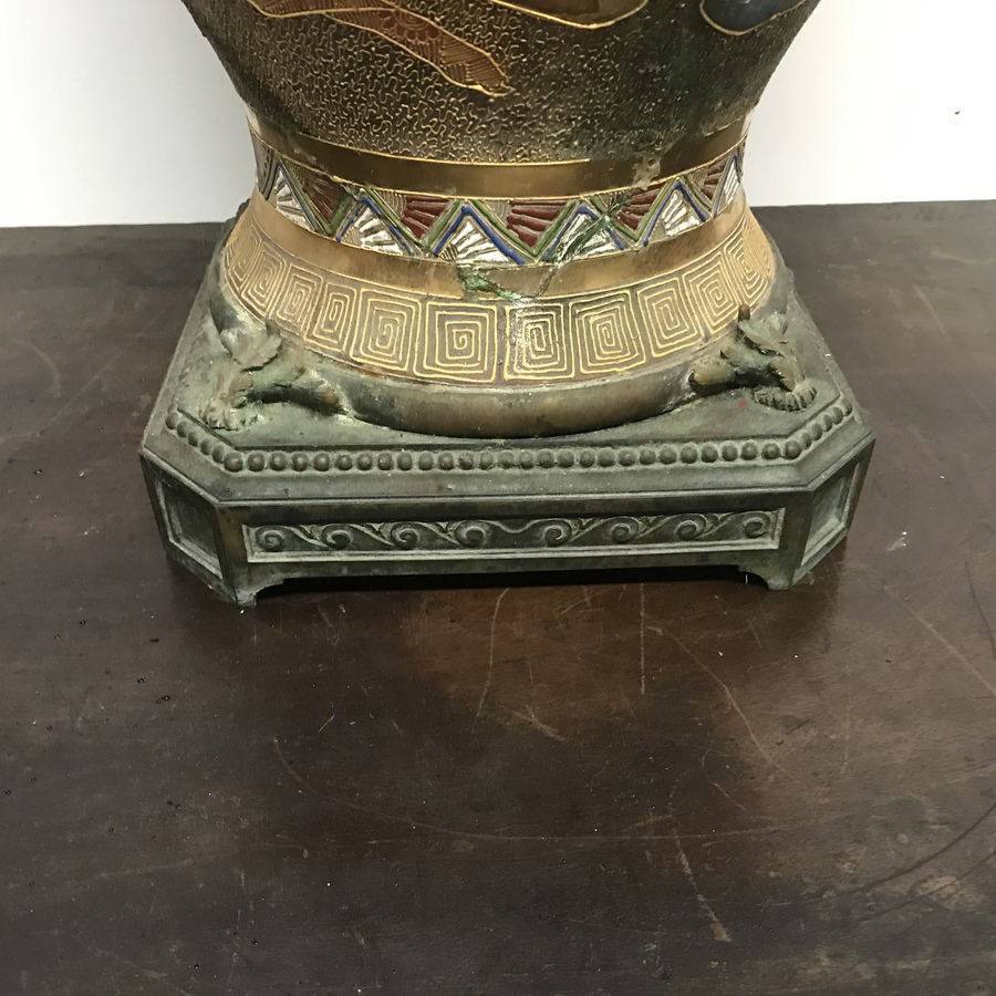 Antique Large 19th  century Japanese Vase