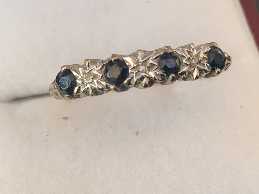 Antique Ladies Sapphire and diamonds 9CT ring