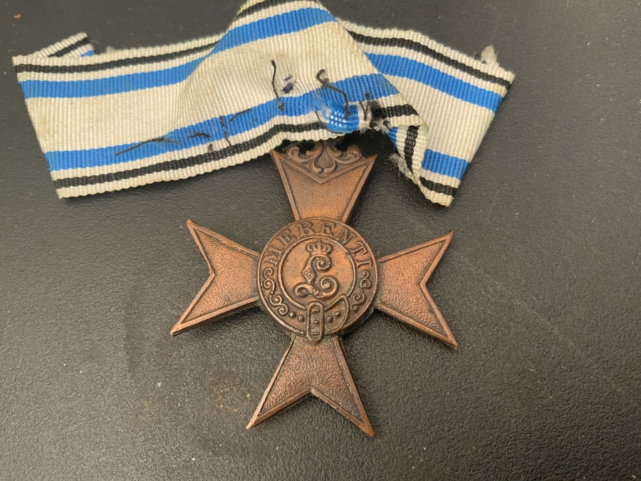 Antique Belgium military medal and ribbon
