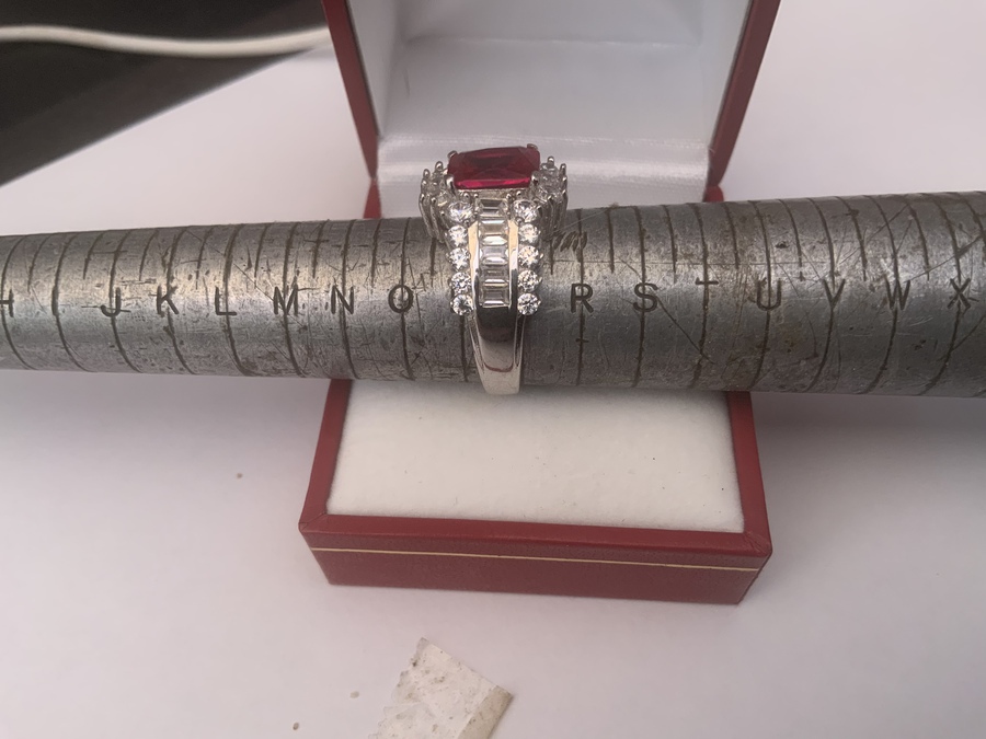 Antique Stunning Ladies Silver ring