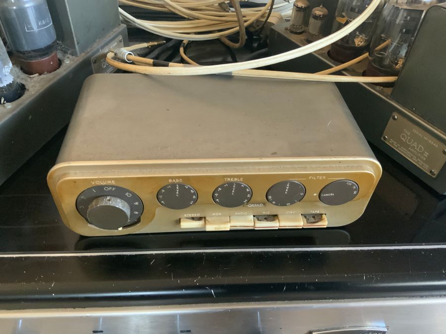 Antique Vintage Quad 22 controller + 2 quad 11 power amplifiers