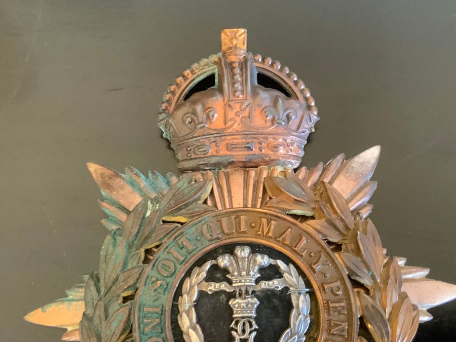 Antique The Middlesex Regiment Helmet Badge
