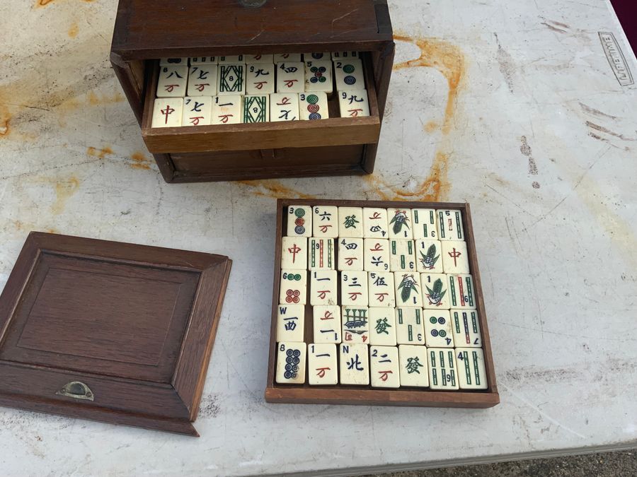 Antique Mahjong 1920’s boxed set