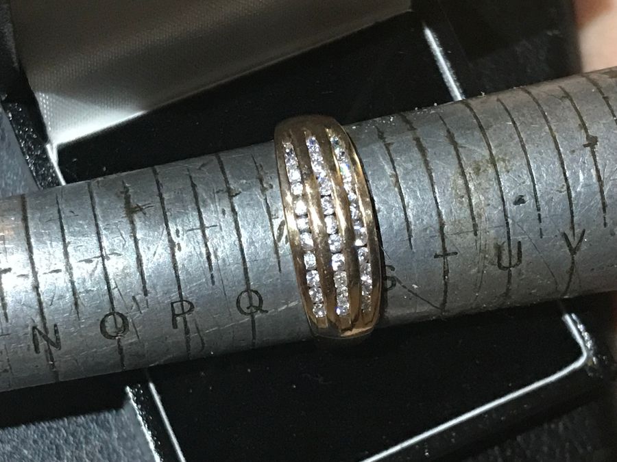 Antique Diamonds & Gold 9Ct ring