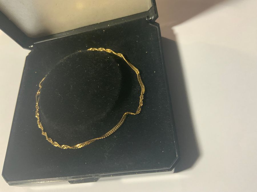 Antique Gold Ladies choice 9CT Bracelet 