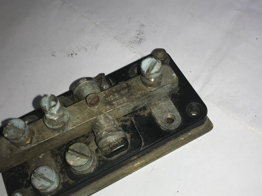 Antique Morse code unit 2WW