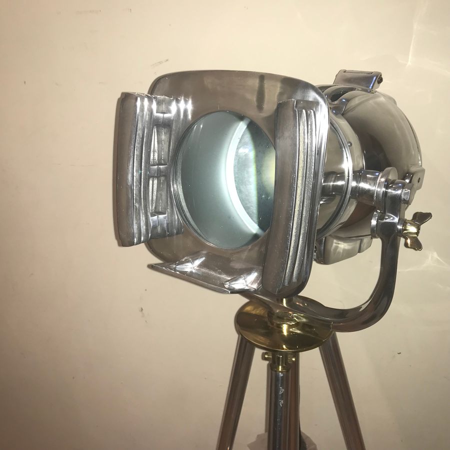 Antique Film set lighting & Tripod Retro