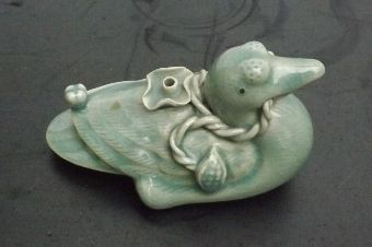 Antique Duck incense, pottery early Chinese. 
