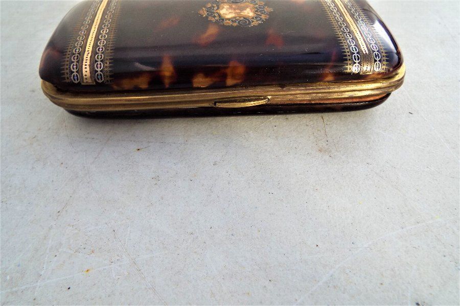 Antique Tortoise Shell With Inlays Cigar Case