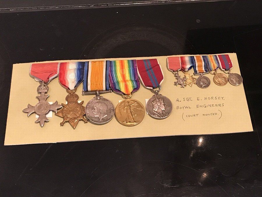 Antique 1ww Group Of Medals Full Size With Miniatures 