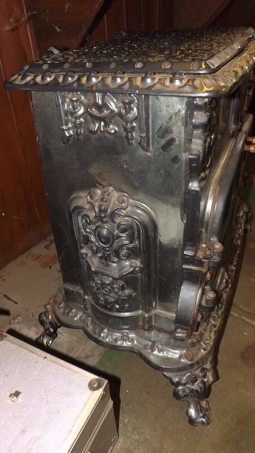 Antique log burner Vintage decorative stove 